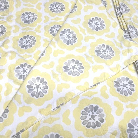 Pottery Barn Kids Cotton Yellow Floral Duvet Cover Full Queen Size - Picture 4 of 6